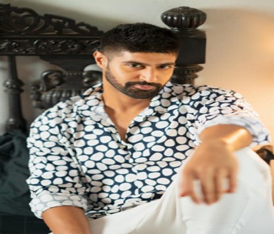 Tanuj Virwani details his role and working with Divya Agarwal in 'Abhay 3' Tanuj Virwani details his role and working with Divya Agarwal in 'Abhay 3'