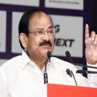 Media should not mix news with views: V-P