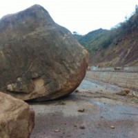 Jammu-Srinagar National Highway closed due to landslides