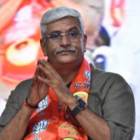 Shekhawat questions Rahul, Priyanka over Cong minister's rape remark