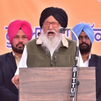 AAP juggernaut flattens SAD patriarch Parkash Singh Badal, family
