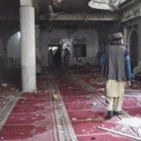Peshawar suicide bombing of a Shia mosque raises a question: Can Pakistan's sectarian divide ever be bridged?