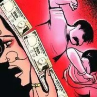 Woman accuses husband, his mother of duping her
