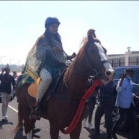 Woman Cong MLA rides a horse to Jharkhand assembly