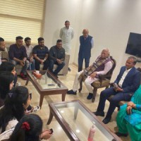 Haryana CM meets students evacuated from Ukraine