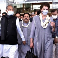 Priyanka in Jaipur, hints post poll alliance with SP in UP