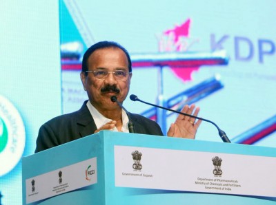No dearth of medicine to treat black fungus, assures Union Minister No dearth of medicine to treat black fungus, assures Union Minister