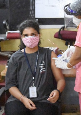 Covid tally crosses 25-lakh in Karnataka; deaths 476 Covid tally crosses 25-lakh in Karnataka; deaths 476