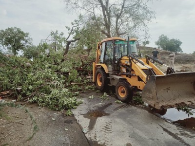 180 Indian Army teams ready to assist states in areas impacted by Cyclone Tauktae 180 Indian Army teams ready to assist states in areas impacted by Cyclone Tauktae