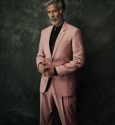 Milind Soman explains why he is unable to donate plasma Milind Soman explains why he is unable to donate plasma