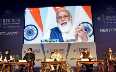 PM Modi urges DCs to make K'taka villages Covid-free PM Modi urges DCs to make K'taka villages Covid-free