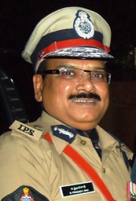 Ex Andhra DGP Prasada Rao passes way in US Ex Andhra DGP Prasada Rao passes way in US