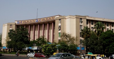 LIC's holding at all time low on profit booking LIC's holding at all time low on profit booking