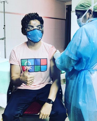 Gurmeet Choudhary gets first Covid vaccination shot Gurmeet Choudhary gets first Covid vaccination shot
