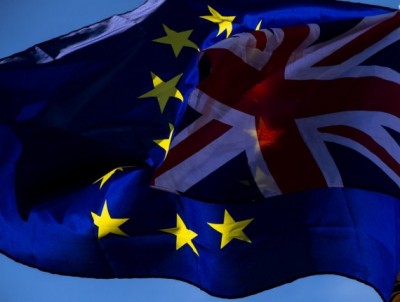 Russia imposes entry ban on 8 EU officials Russia imposes entry ban on 8 EU officials