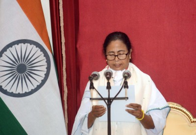 Mamata's 43 ministers take oath sans festivities