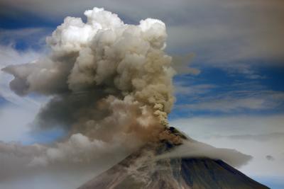 Philippines' 2nd most active volcano spews steam-laden plumes Philippines' 2nd most active volcano spews steam-laden plumes