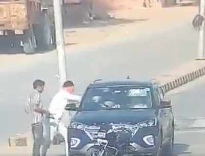 Doctor couple shot dead in broad daylight in Bharatpur Doctor couple shot dead in broad daylight in Bharatpur