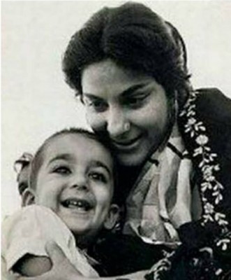 Sanjay Dutt on Nargis' death anniversary: Not a day goes by when I don't miss you Ma! Sanjay Dutt on Nargis' death anniversary: Not a day goes by when I don't miss you Ma!
