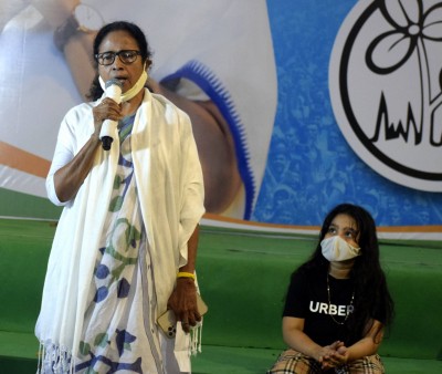 Mamata emerges as contender on national political stage