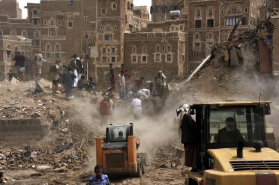 Saudi-led airstrikes hit Houthi positions in Yemen Saudi-led airstrikes hit Houthi positions in Yemen