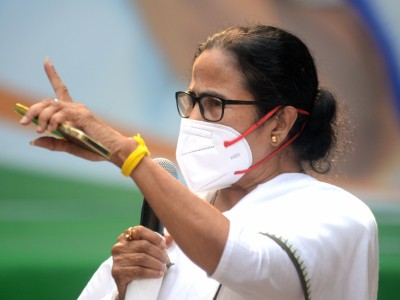 Mamata to meet Governor, stake claim to form govt Mamata to meet Governor, stake claim to form govt