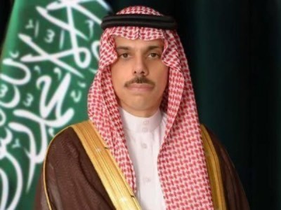 Saudi Arabia offers intervention in reducing Indo-Pak tensions Saudi Arabia offers intervention in reducing Indo-Pak tensions