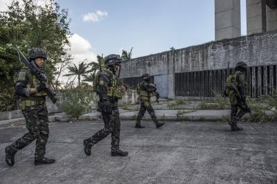 Islamist militants occupy part of Philippines market Islamist militants occupy part of Philippines market
