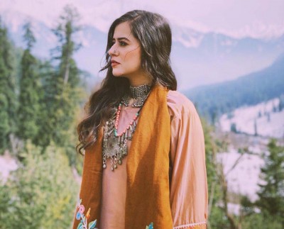 'Dilbaro' singer Vibha Saraf opens up on new track 'I really like you' 'Dilbaro' singer Vibha Saraf opens up on new track 'I really like you'