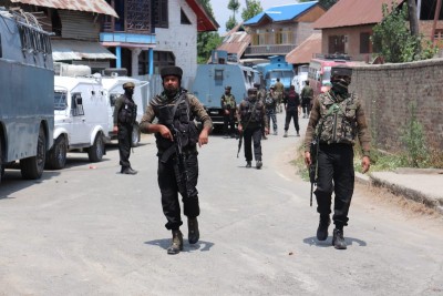 Gunfight breaks out at Sopore in North Kashmir Gunfight breaks out at Sopore in North Kashmir