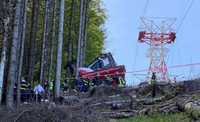 2 detained after Italy cable car accident released 2 detained after Italy cable car accident released