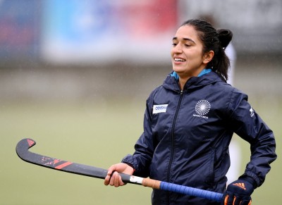 Women's hockey team taking 'red sessions' for peak fitness Women's hockey team taking 'red sessions' for peak fitness