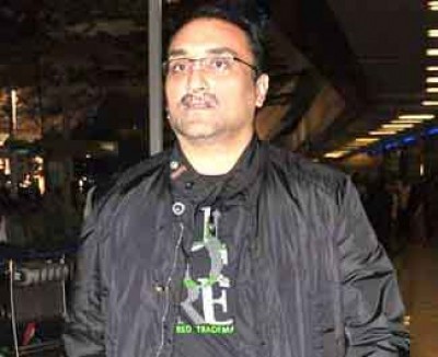 Aditya Chopra requests Maha CM to let YRF vaccinate 30K cine workers Aditya Chopra requests Maha CM to let YRF vaccinate 30K cine workers