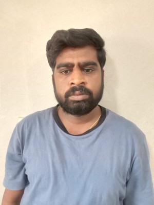 BJP MLA's aide held in B'luru cash for bed scam, party left red-faced BJP MLA's aide held in B'luru cash for bed scam, party left red-faced