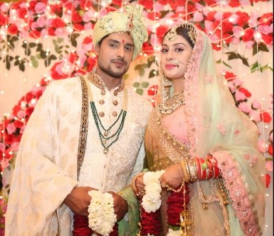 Isha Malviya: Got emotional seeing myself dressed as bride in 'Udaariyaan' Isha Malviya: Got emotional seeing myself dressed as bride in 'Udaariyaan'