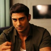 Prateik Babbar lacks patience when it comes to reading