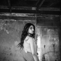 Alaya F sprinkles monochrome magic with new photo-op