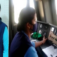 Modi hails Karnataka woman for piloting Oxygen Express
