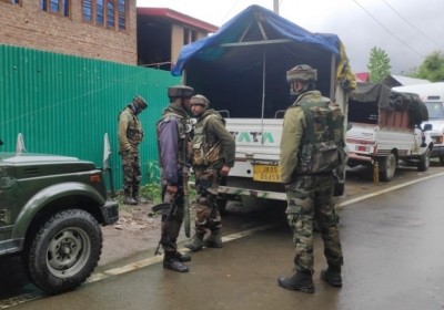 2 LeT terrorist associates arrested from J&K's Budgam