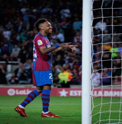 Aubameyang at the double for Barca as Betis and Granada both win in Spain