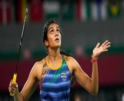Thailand Open: Sindhu reaches quarters, Srikanth pulls out Thailand Open: Sindhu reaches quarters, Srikanth pulls out
