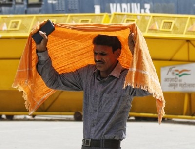 Two stations in Delhi record max temperature more than 49 degrees C Two stations in Delhi record max temperature more than 49 degrees C