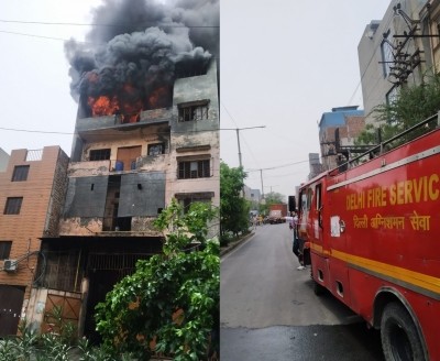 Fire breaks out in Delhi factory Fire breaks out in Delhi factory