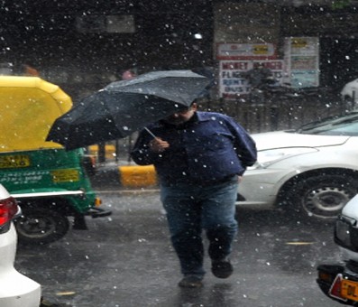Monsoon hits Kerala, conditions favourable for further advance Monsoon hits Kerala, conditions favourable for further advance