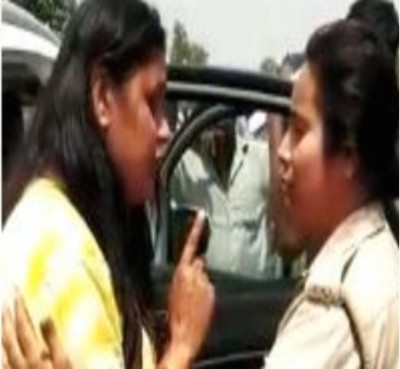 Probe ordered into viral video of drunk officer in UP Probe ordered into viral video of drunk officer in UP