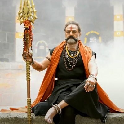 Balakrishna's 'Akhanda' completes 175-day run in AP theatre Balakrishna's 'Akhanda' completes 175-day run in AP theatre