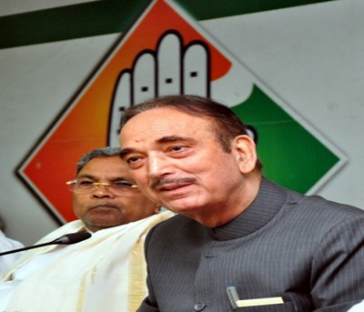 Cong reaches out to Azad, but tension simmering Cong reaches out to Azad, but tension simmering