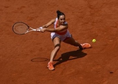 French Open: Trevisan surges past Fernandez for first major semifinal