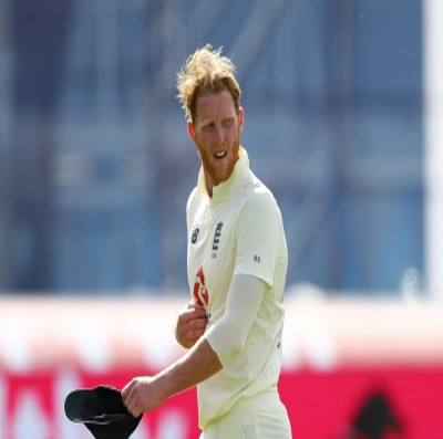 Stokes slams 17 sixes to break County record for most maximums Stokes slams 17 sixes to break County record for most maximums