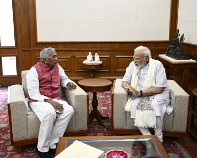 Bihar Governor meets PM amid speculations in state Bihar Governor meets PM amid speculations in state